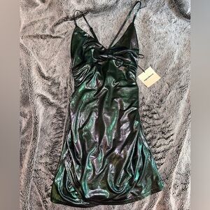 Super down Black metallic mini dress with adjustable straps xs
New with tag